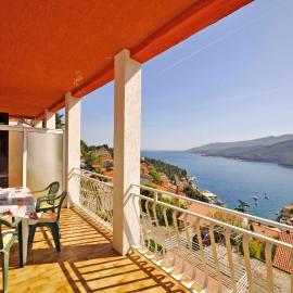 Apartments Paliska, hotel in Rabac