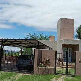 Casa Miradores del Lago, hotel in Bialet Massé