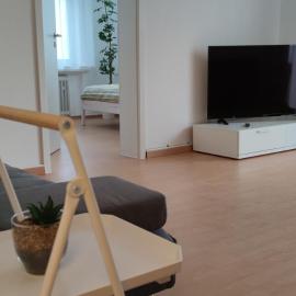 Schöne und optimal gelegene Wohnung OG