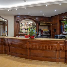 Hotel La Noce, hotell i Chivasso