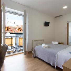 Hostal La Numantina โรงแรมในโลโกรโญ