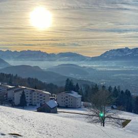 Bergwohnung mit Balkon - 2 Schlafzimmer, Parkplatz, direkt an Wanderwegen