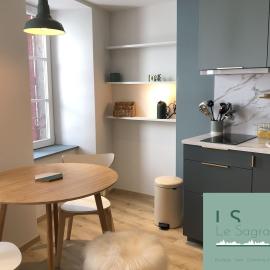 Le Sagranier, hotel u gradu 'Salers'