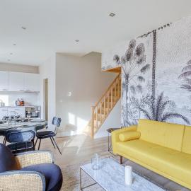Appartements Emile Fourcand -Your Bordeaux Home, hotel in Bordeaux