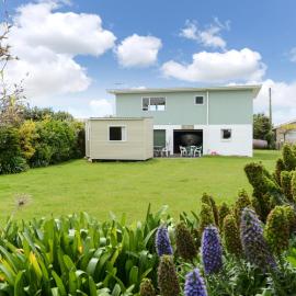Karoola - Waimarama Bach, hotel in Waimarama