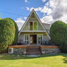 The Hillvue with Spa - Arrowtown Holiday Home, hotel in Arrowtown