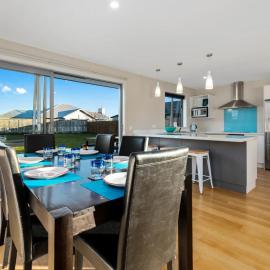 Pisa Oasis - Cromwell Holiday Home