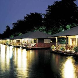 Duenshine Resort, hotel i Kanchanaburi