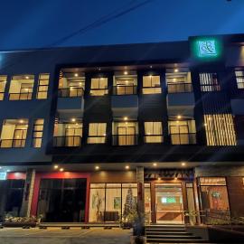 Bohol Ecotel, hotel v mestu Tagbilaran City