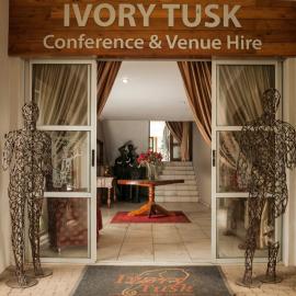 Ivory Tusk Lodge, hotel en Tzaneen