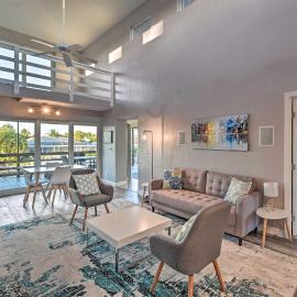 Modern Marco Island Retreat w/ Private Pool!, hotel in Marco Island