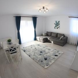 White Apartment Gura Humorului, Bucovina, Voronet, hotel a Gura Humorului