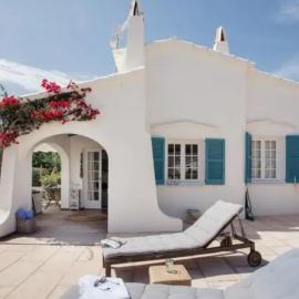 Es Chalet, khách sạn ở Sant Lluis