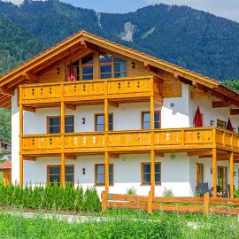 Chiemgauferienwohnungen - Maier, hotel a Unterwössen