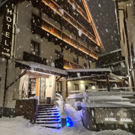 Hotel Raibl e Appartamenti, хотел в Тарвизио