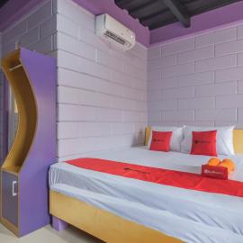 RedDoorz @ Cipanas Garut, hotel in Garut