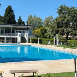 Apartamento en Country Pilar Gran Piscina Parrilla propia hasta 4 personas