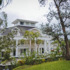 Fogo Resort, hotel in Escazu