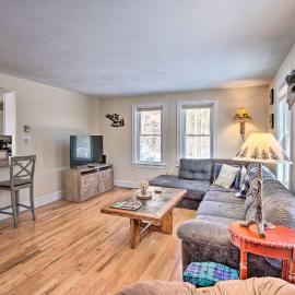 Beautiful Gilford Home, Near Lake Winni & Gunstock, hotel u gradu Gilford