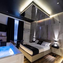 Maximum Suite & Spa