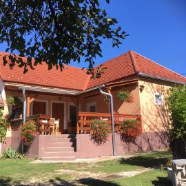 Liliom Vendégház, hotell sihtkohas Bakonybél