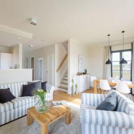 Reetland am Meer - Premium Reetdachvilla mit 3 Schlafzimmern, Sauna und Kamin E05, hotel Dranskéban