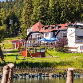Alpengasthof Enzian，莫尼希根欽的飯店
