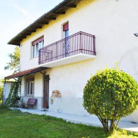 Studio in Astigiana Hills with Wine & Views