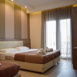 Filippion Hotel, khách sạn ở Keramotí