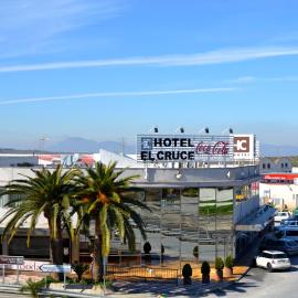 Hotel El Cruce Moraleda، فندق في Moraleda de Zafayona