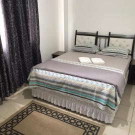 APARTAMENTO CIDADE VERDE 5 MT, hotel in Maringá