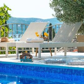 Vila Azur, hotel u gradu Mlini