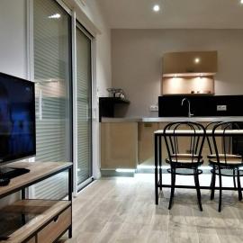 Petite maison au calme tout confort, hotel a Challans