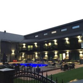 SKY Villa, hotel in Palanga