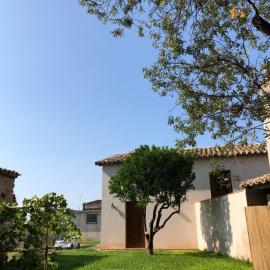 La Casa del mandarino di Borgo Carbone, hotel u gradu Lokri