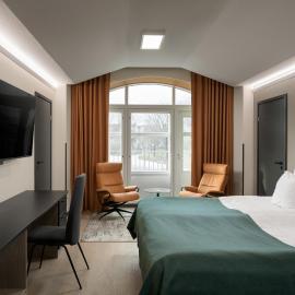 Hotel Kakola, hotel di Turku