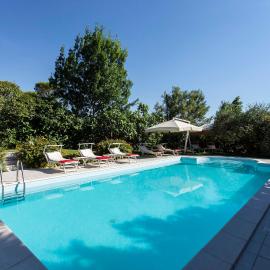 Villa Tramonto luxury apartment with private swimming pool