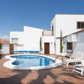 CASA ALI unique family holiday home with pool