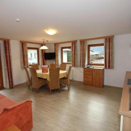 Stylish Flats in Uderns near Ski Lifts