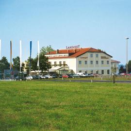 Landzeit Motor-Hotel St. Valentin, hotel em Sankt Valentin