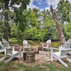 Outdoorsmen’s Paradise on the Little River, hotelli kohteessa Townsend