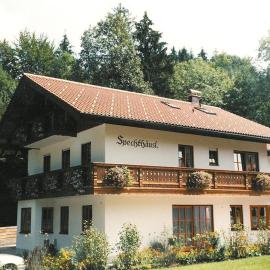 Spechthäusl, viešbutis mieste Baijerišas-Gmainas