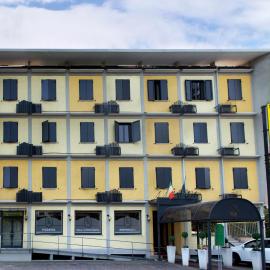 Hotel Ristorante Tre Leoni, hotel a Somma Lombardo
