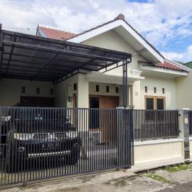 Choko Homestay, hotel v destinaci Colomadu