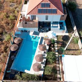 The Pines Boutique Villa - Vama Veche, hotell sihtkohas Vama Veche