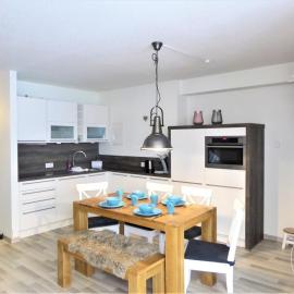 Magic Mountain Winterberg Ferienwohnung Pool Sauna 4 Pers Wifi near Ski Lift
