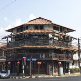 Velawarin Hotel, ξενοδοχείο σε Ubon Ratchathani