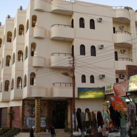 Western Desert Hotel & Safari, hotel a Bawati