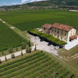 Dimora Buglioni Wine Relais, готель у місті Сан-П'єтро-ін-Каріано