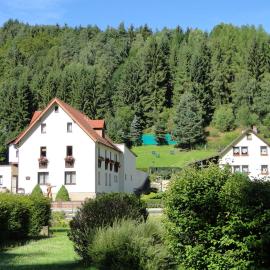 Gästehaus Hofmann - 4 Sterne Ferienwohnung Sommerberg
